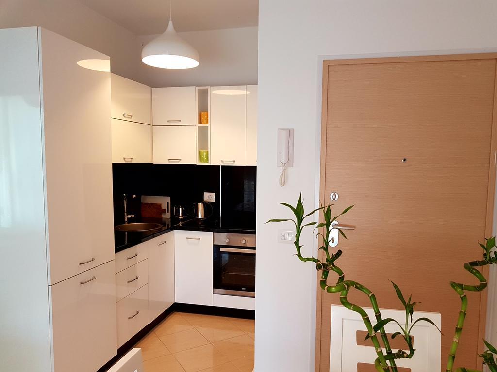 Flori Beach Apartment Radhimë 外观 照片